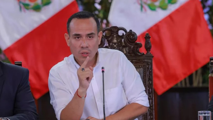 চীনা ব্যবসায়ীর সঙ্গে গোপন বৈঠক, অপসারিত পেরুর প্রেসিডেন্ট 